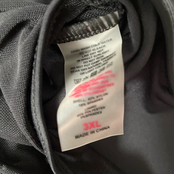 3XL Swimsuit for Women - Picture 9 of 10